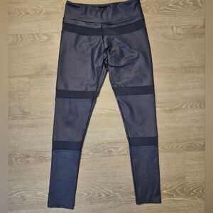 4/$25 Women's Small Grey Leggings With Mesh Panels